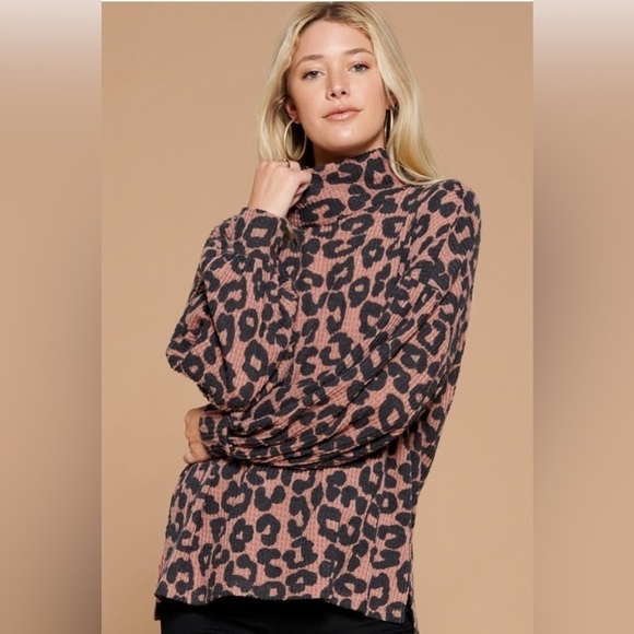 Sexy! Coca Brown & Black Leopard Waffle Top. - Picture 3 of 6